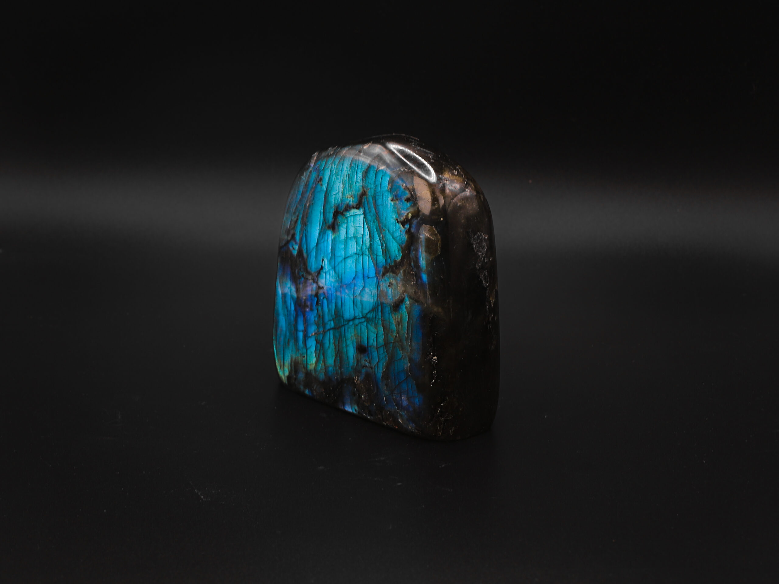 Labradorite Source