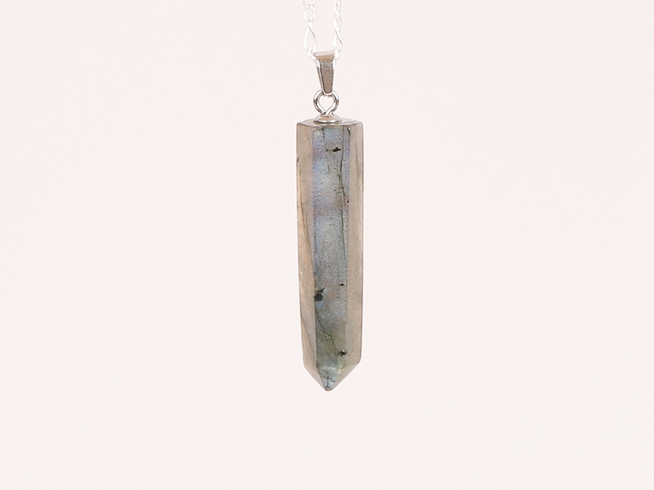 Pendentif pointe Labradorite bleue