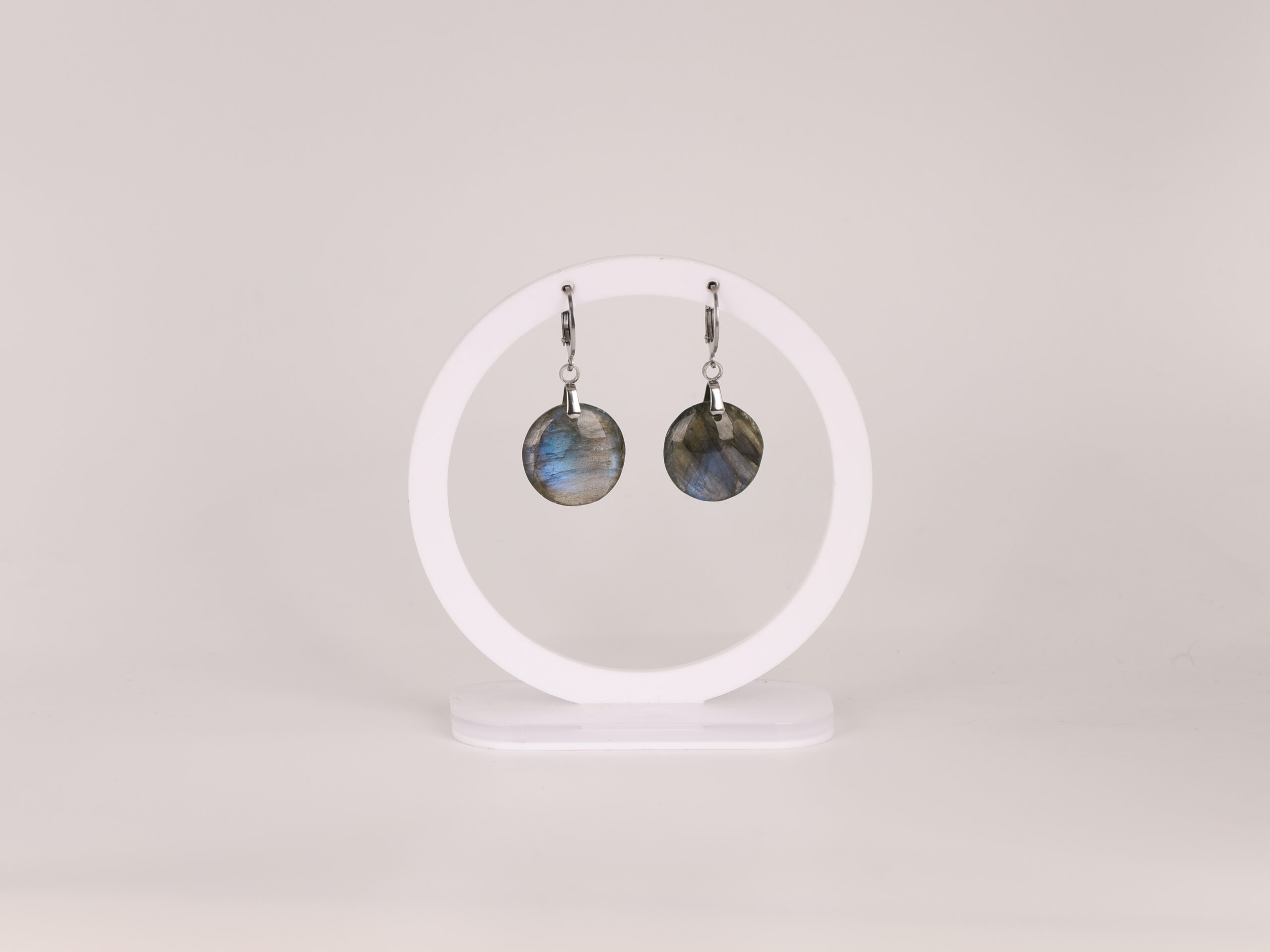 Boucles d'oreilles cercle Labradorite bleue attache ronde