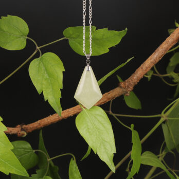 Pendentif cerf volant Pierre de Lune 7 rEQlVY0qrEt8xUjc2bw1wzek DopmBqUuIuKDAYMllA