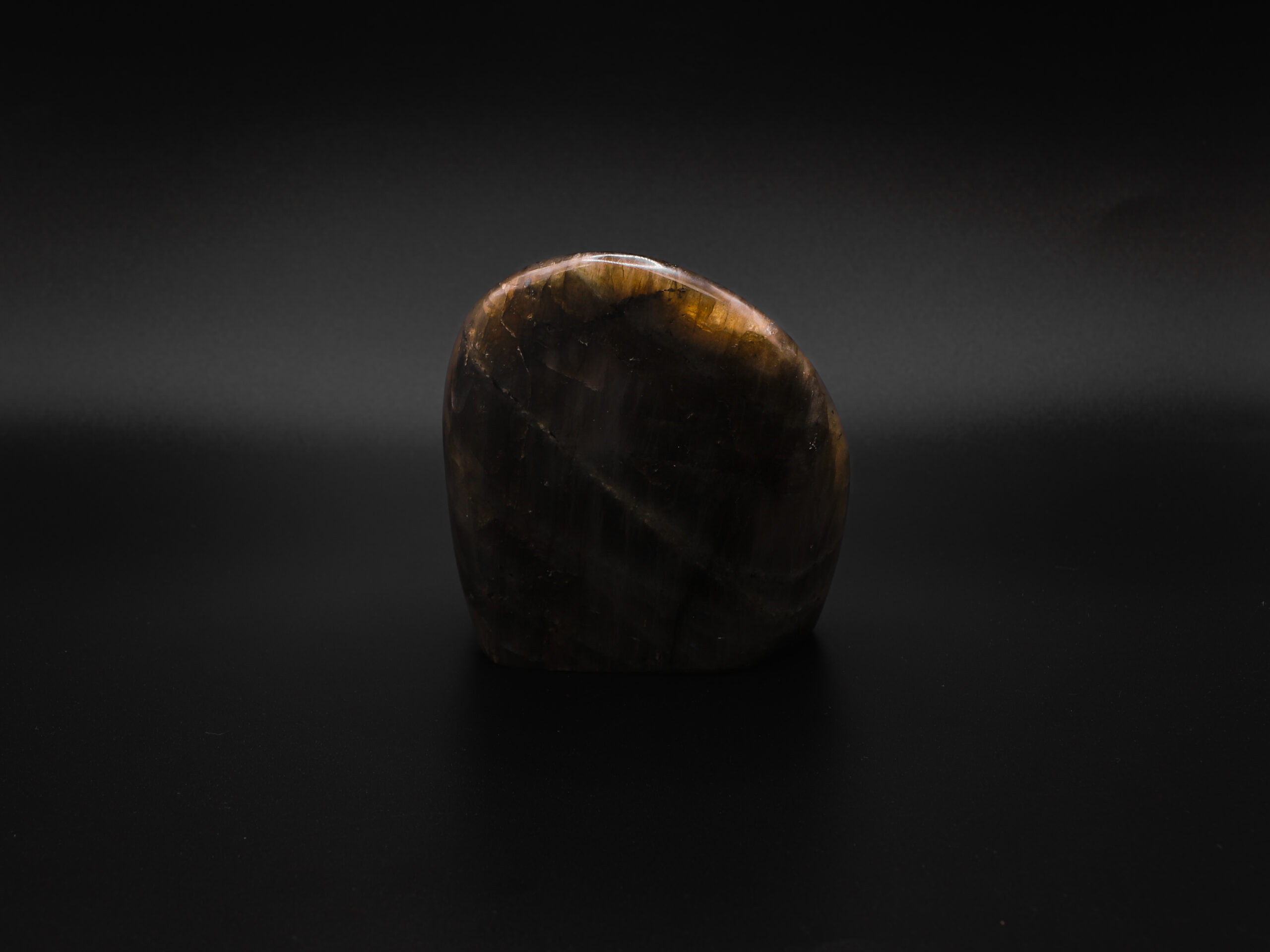 Labradorite Lunaire 6 tB1mmUZPz8SqNsJB6JNOBa5uhC1Mz53HVK5nku5p0aE scaled