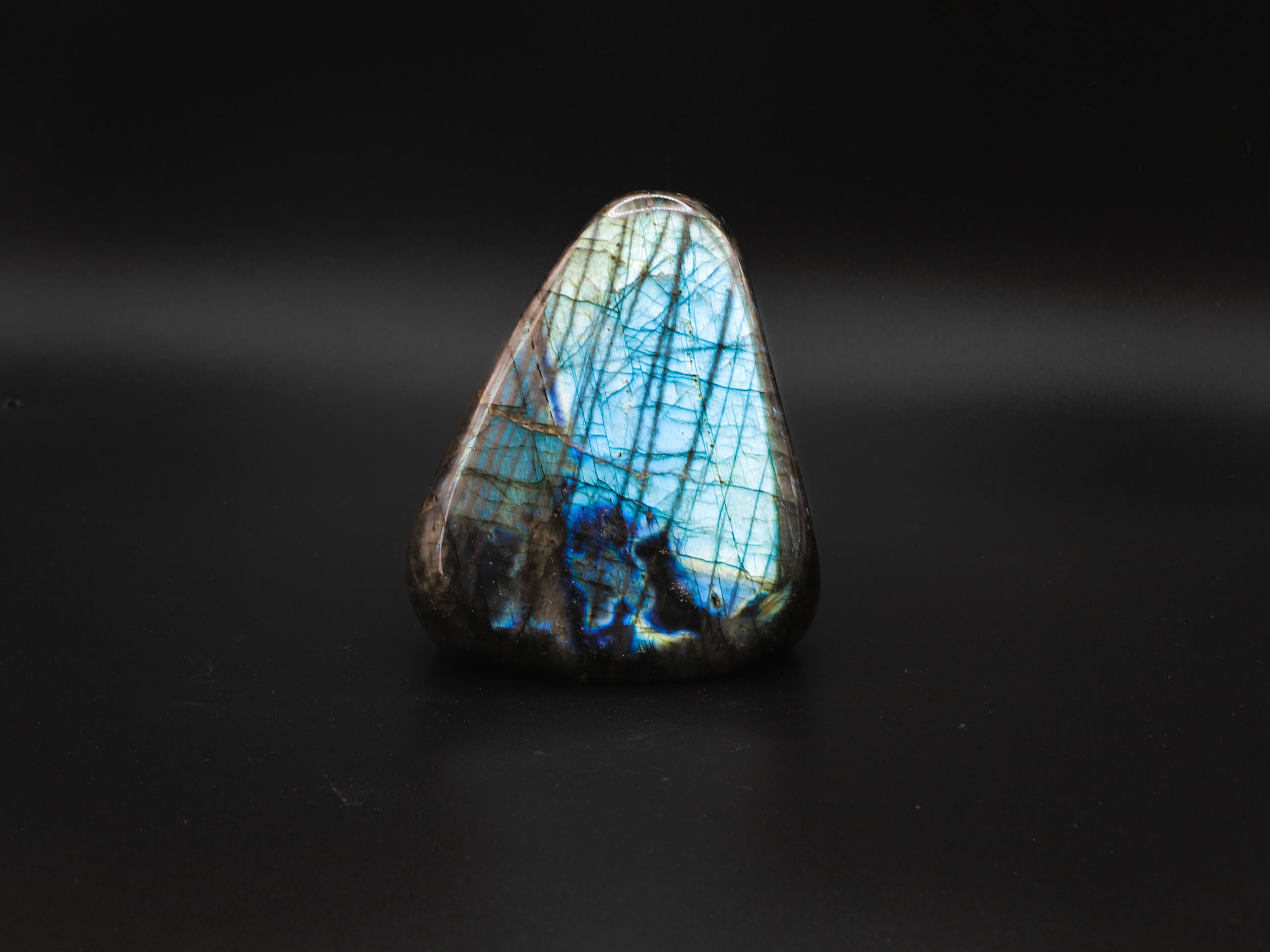 Labradorite Lueur d’Éveil