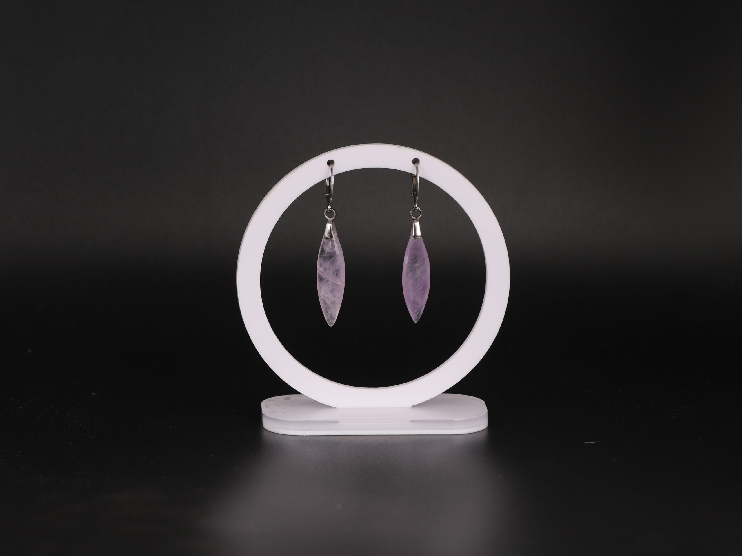 Boucles d'oreilles marquise en Améthyste attache ronde