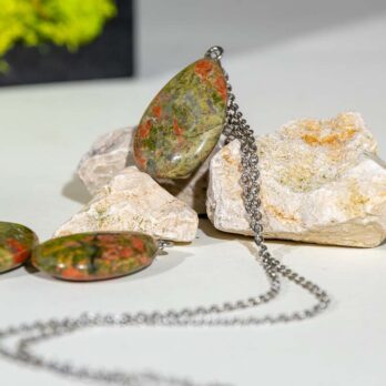 Pendentif larme Unakite 5 yUg5c1UHcC84aqOBS5G0gKP1alkXw C6AKk5tWmPMgM