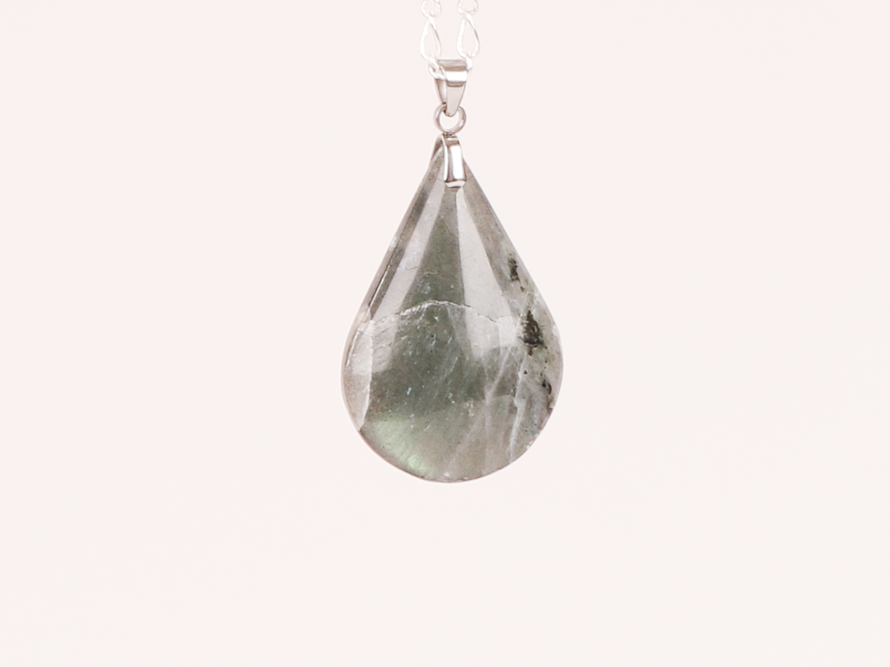 Pendentif goutte Labradorite verte 20 Pendentif goutte Labradorite verte