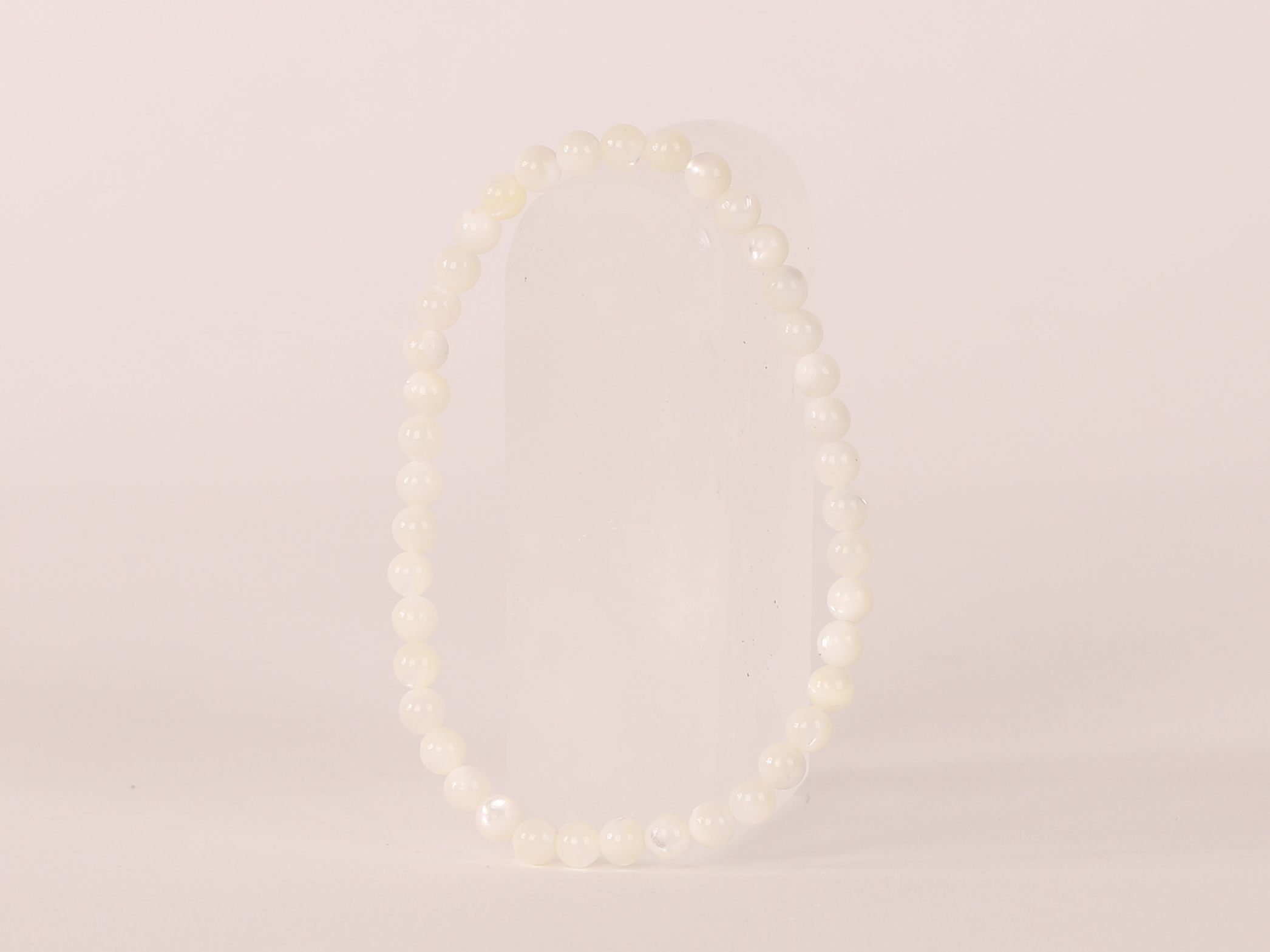 Bracelet Nacre Naturelle 'A' perles 4mm 14 Bracelet Nacre Naturelle 'A' perles 4mm