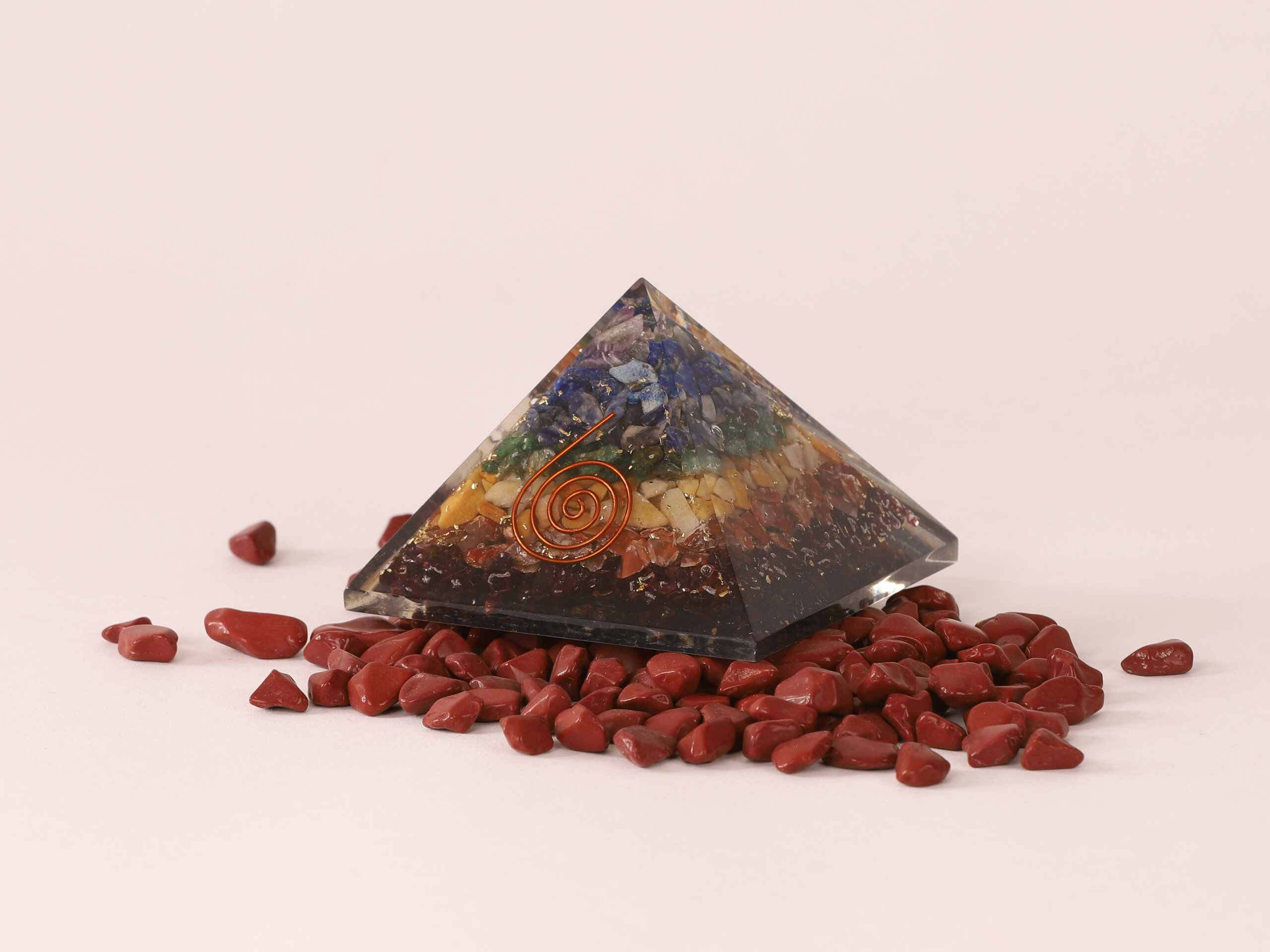 Orgonite pyramide 7 chakras spirale 3 Ul0KC weX8vAfDfc411e4JeJEb3kCu6CZvgPXW HxQ scaled
