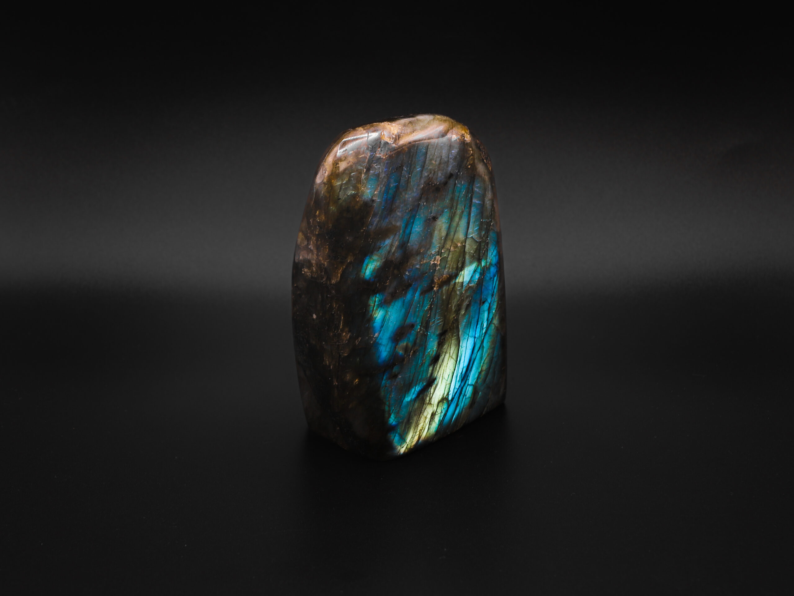 Labradorite Sacrée 3 AfEJe53oexDdylVK0Ql24dNavOeokc8 T 7pFb9R91Q scaled
