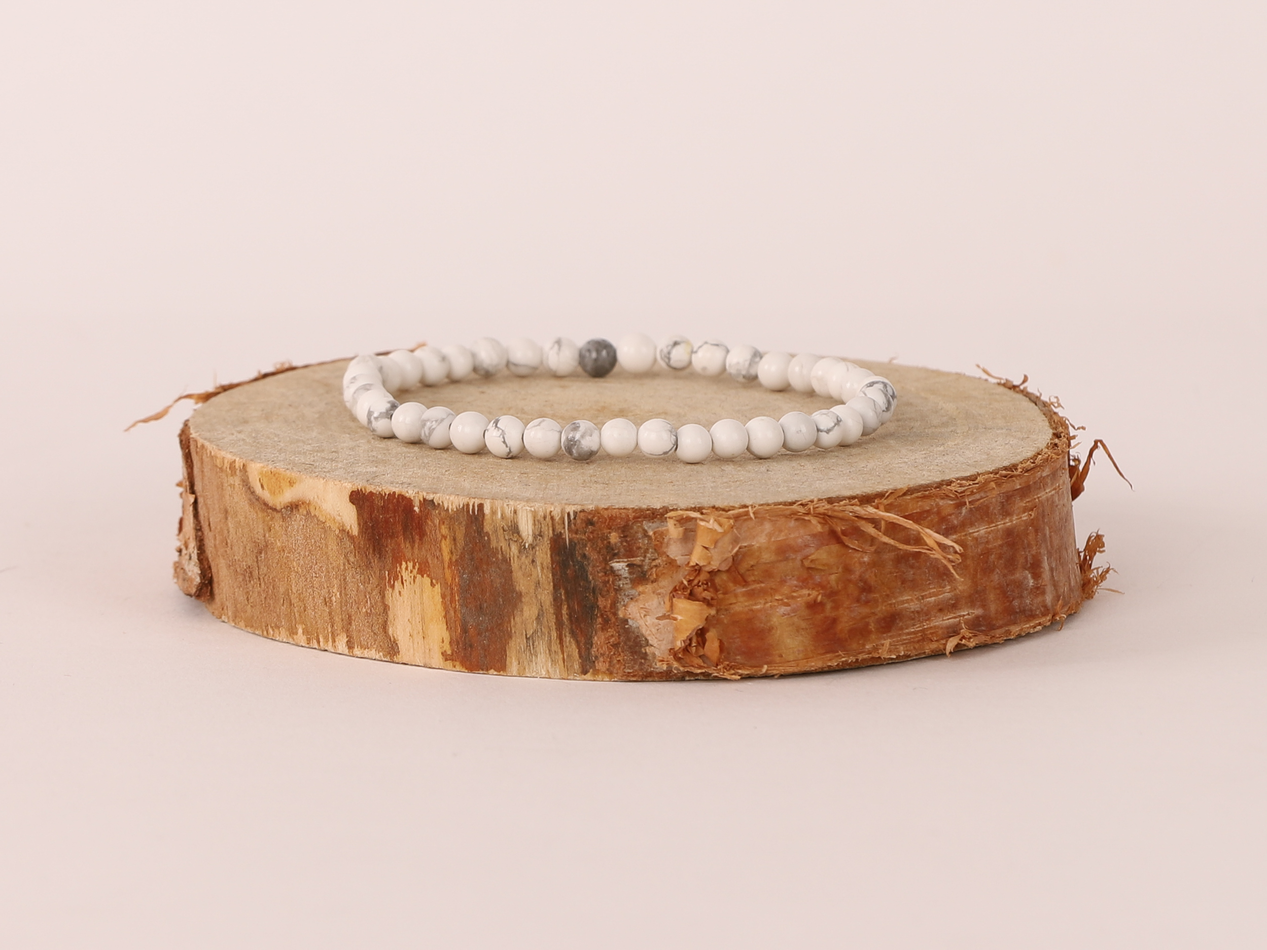 Bracelet Howlite Blanche 'A' perles 4 mm 4 XMebNJf2PpCH0pr6RZdCHM9RJR43ztOPTspFvgnH8hQ