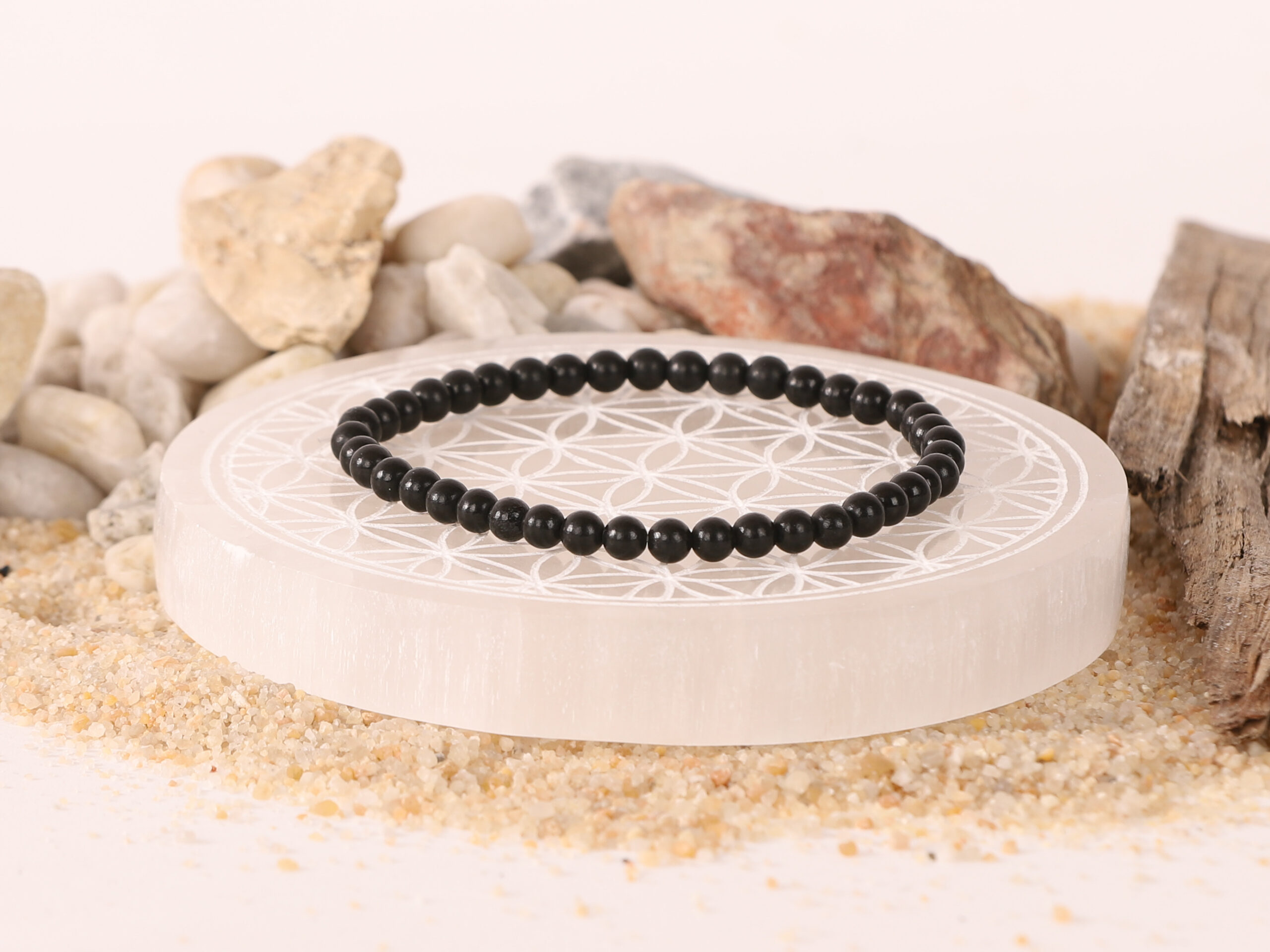 Bracelet Shungite 'A' perles 4 mm 3 xltftj3vTvj7hX8dsTYTOWZmp80dQCBMS1hFf7H9sig scaled