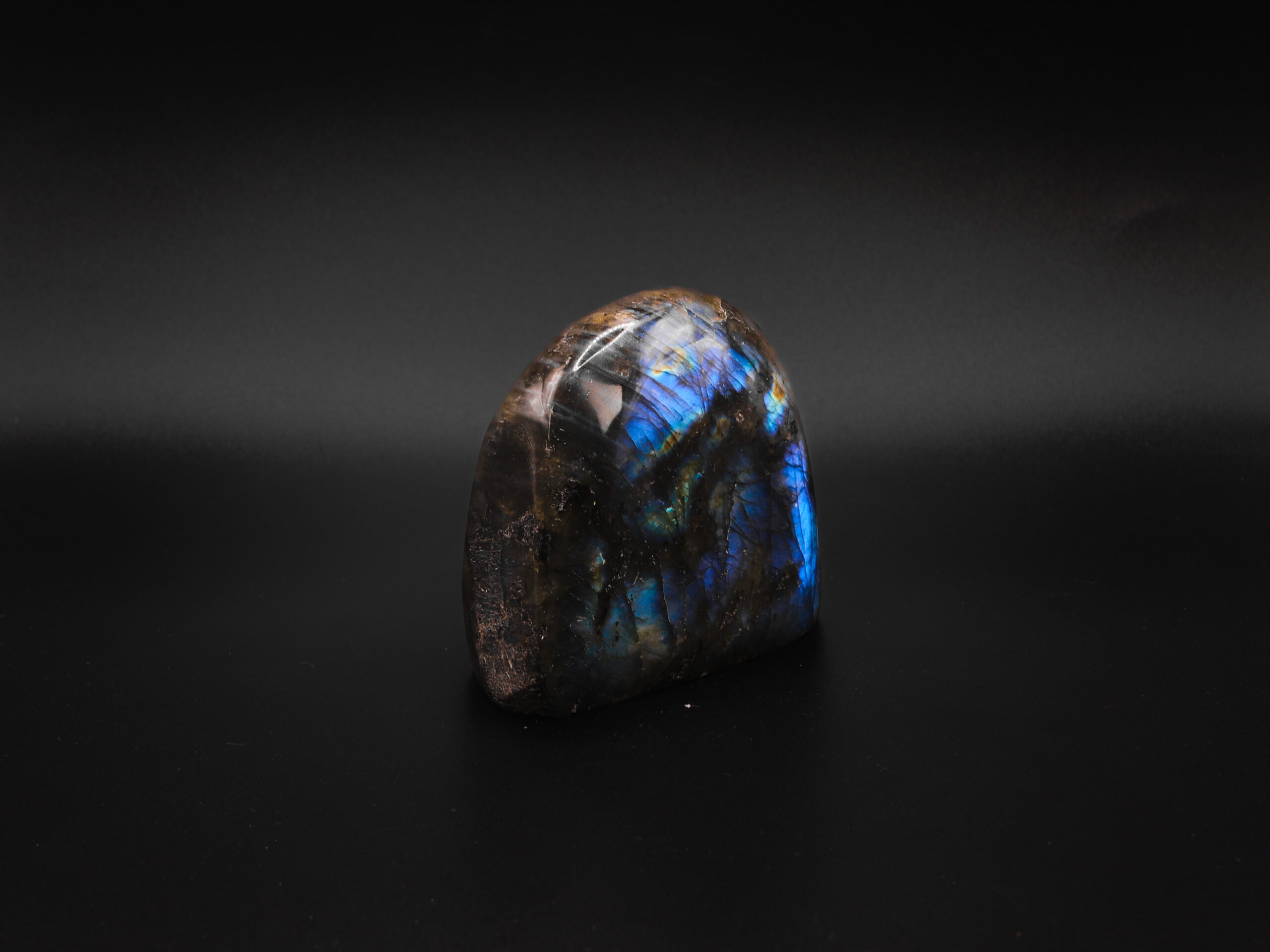 Labradorite Émeraude 3 5pBfMz5dimPsxVbZyyjSYALWp75A6axETHOW 0sV1W4 scaled