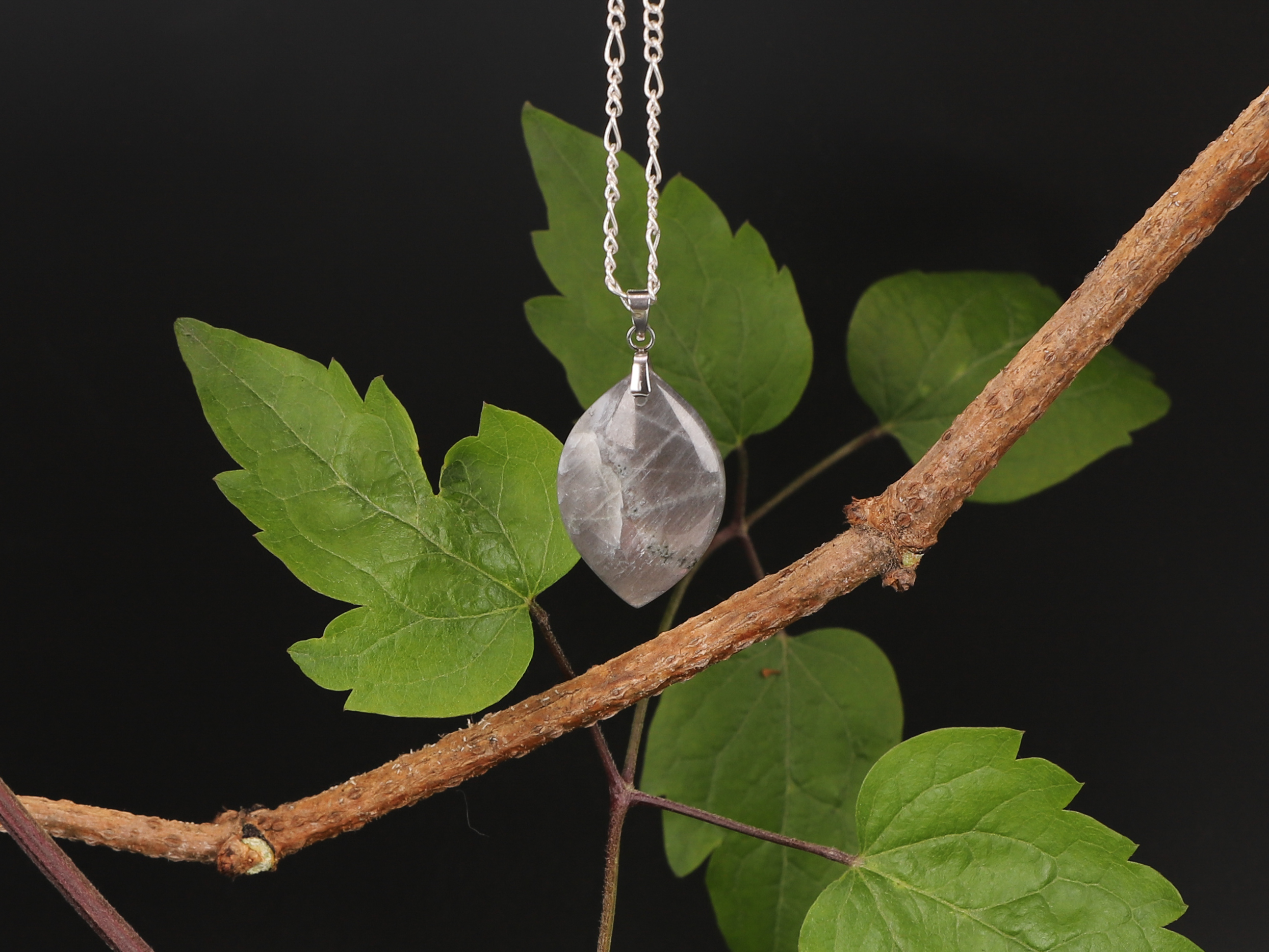 Pendentif marquise Labradorite violette 3 JuEAA4ecba3ka23 k3XSR8pz63b8CzjLQatlUOK2fc